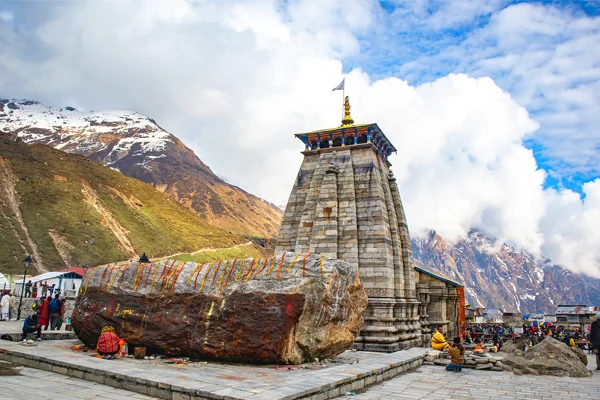Delhi to Kedarnath Tempo Traveller