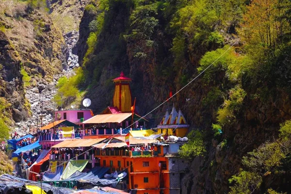 Delhi to Yumnotri Tempo Traveller